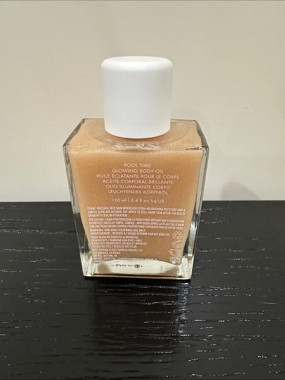 Summer Fridays Pool Time Glowing Body Oil